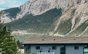 Bow Valley Motel